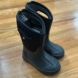 Bogs winter boots -30F little kids size 12